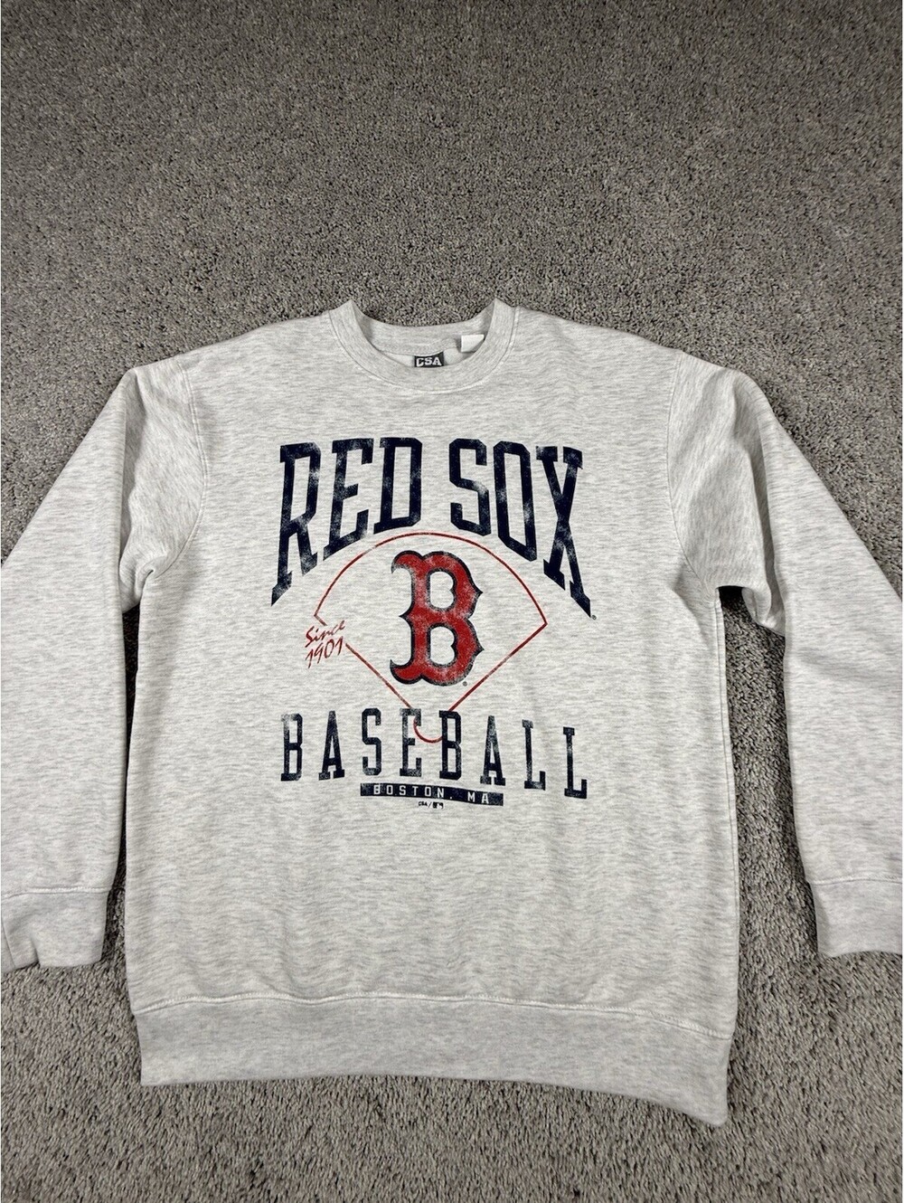 NWOT Boston Red Sox Sweatshirt Size Large Gray